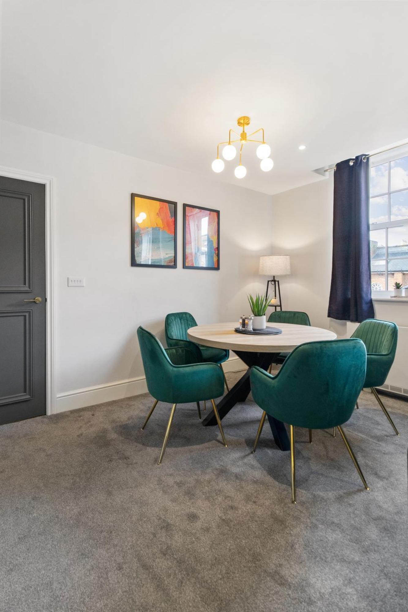 Whiskawaystays - Victoria House - Apartment 4 Worcester Eksteriør bilde