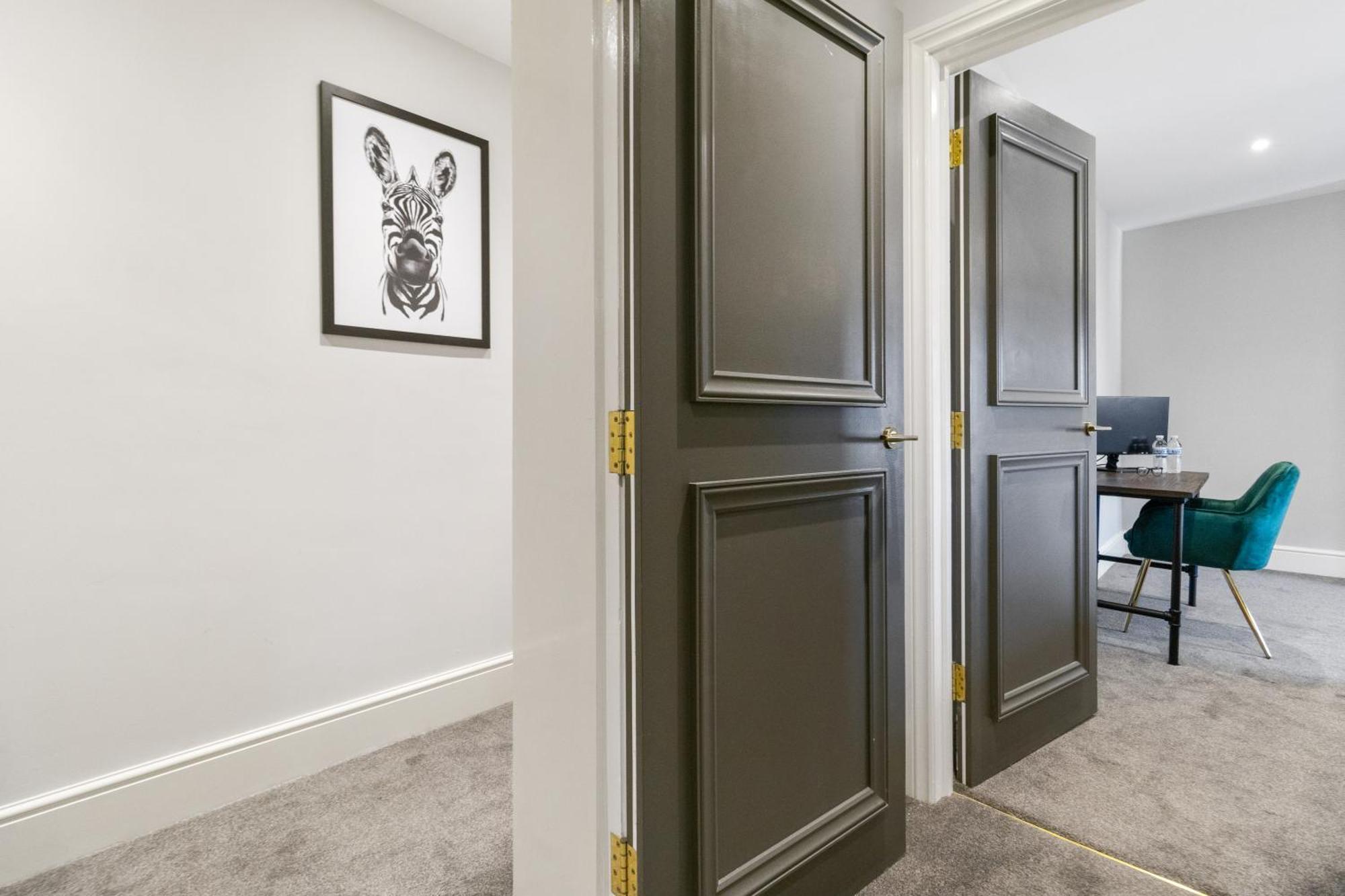 Whiskawaystays - Victoria House - Apartment 4 Worcester Eksteriør bilde